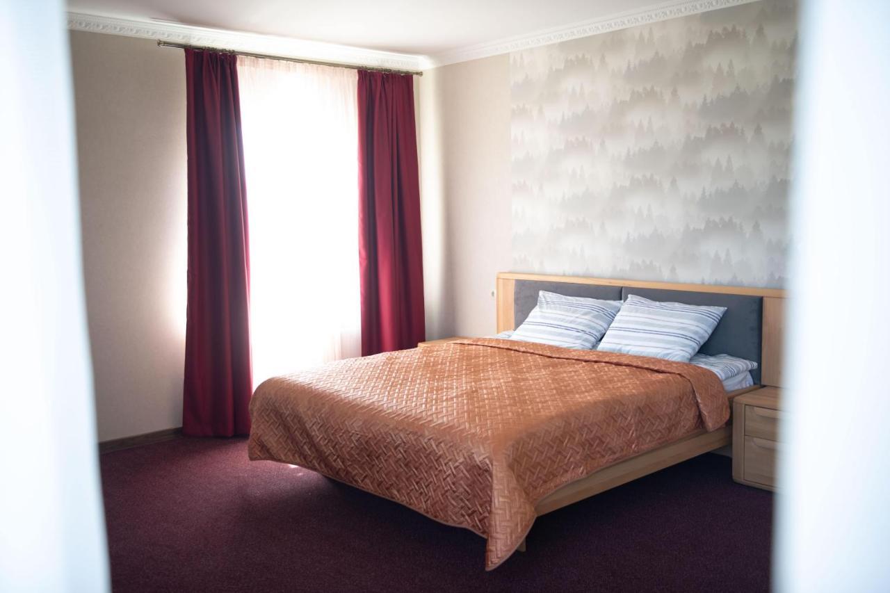 Дбайлива Ципа Bed & Breakfast Mizhhirya  Exterior photo